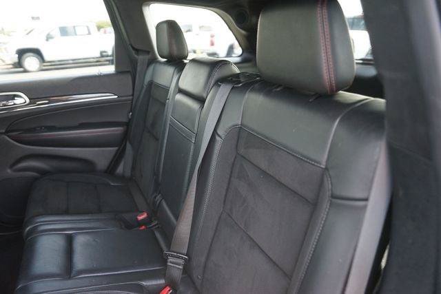 Used 2018 Jeep Grand Cherokee Trailhawk AWD/4WD image 13