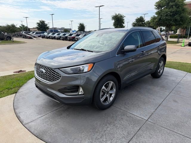 Certified 2023 Ford Edge SEL w/ Convenience Package AWD/4WD image 3