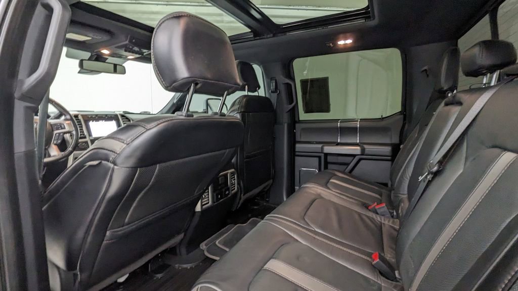 Certified 2019 Ford F450 Platinum w/ Platinum Ultimate Package image 36
