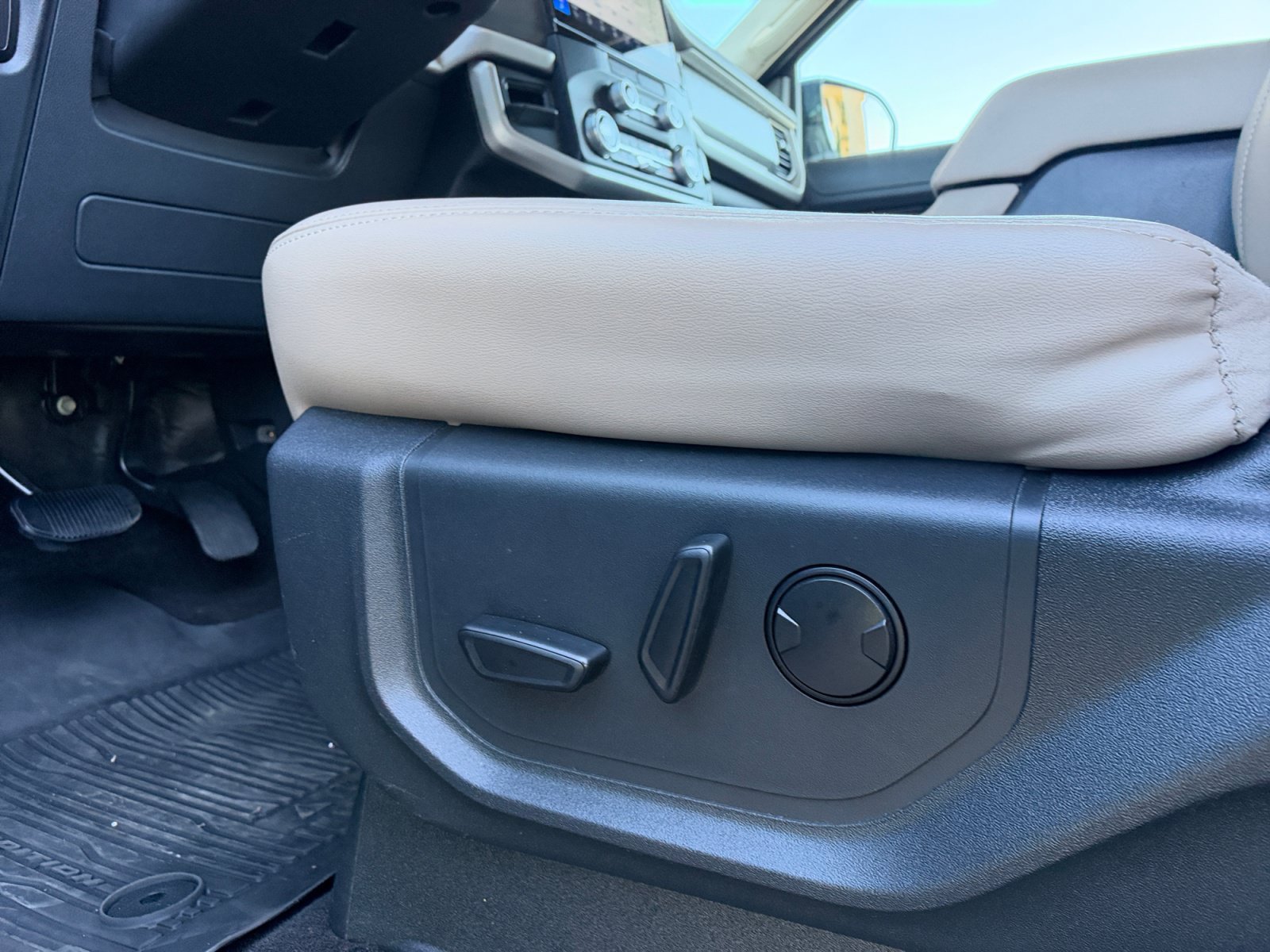 Certified 2022 Ford Expedition XLT AWD/4WD image 21