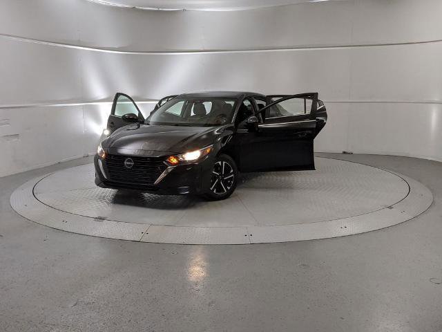 Used 2024 Nissan Sentra SV image 2