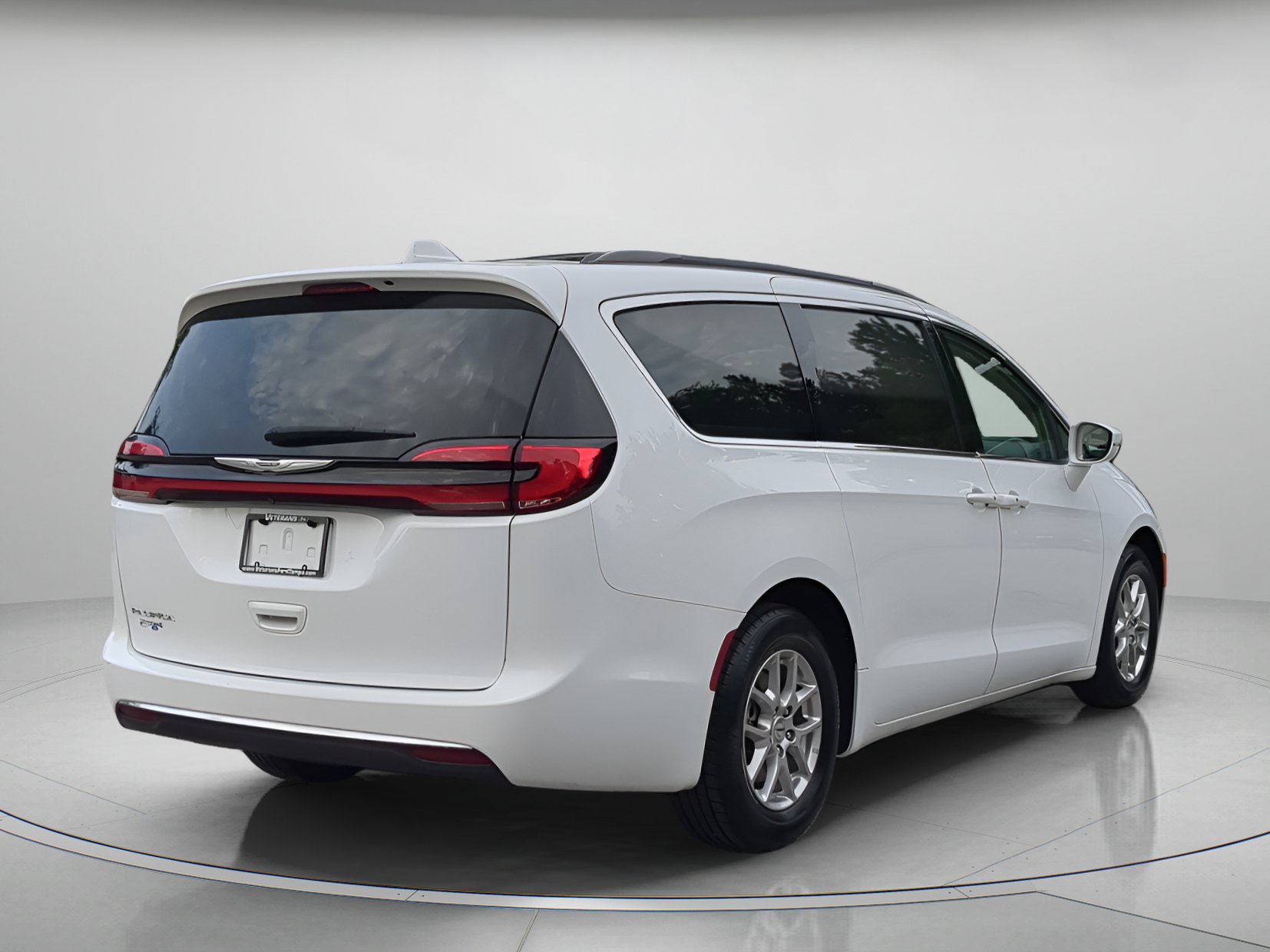 Used 2022 Chrysler Pacifica Touring-L FWD image 40