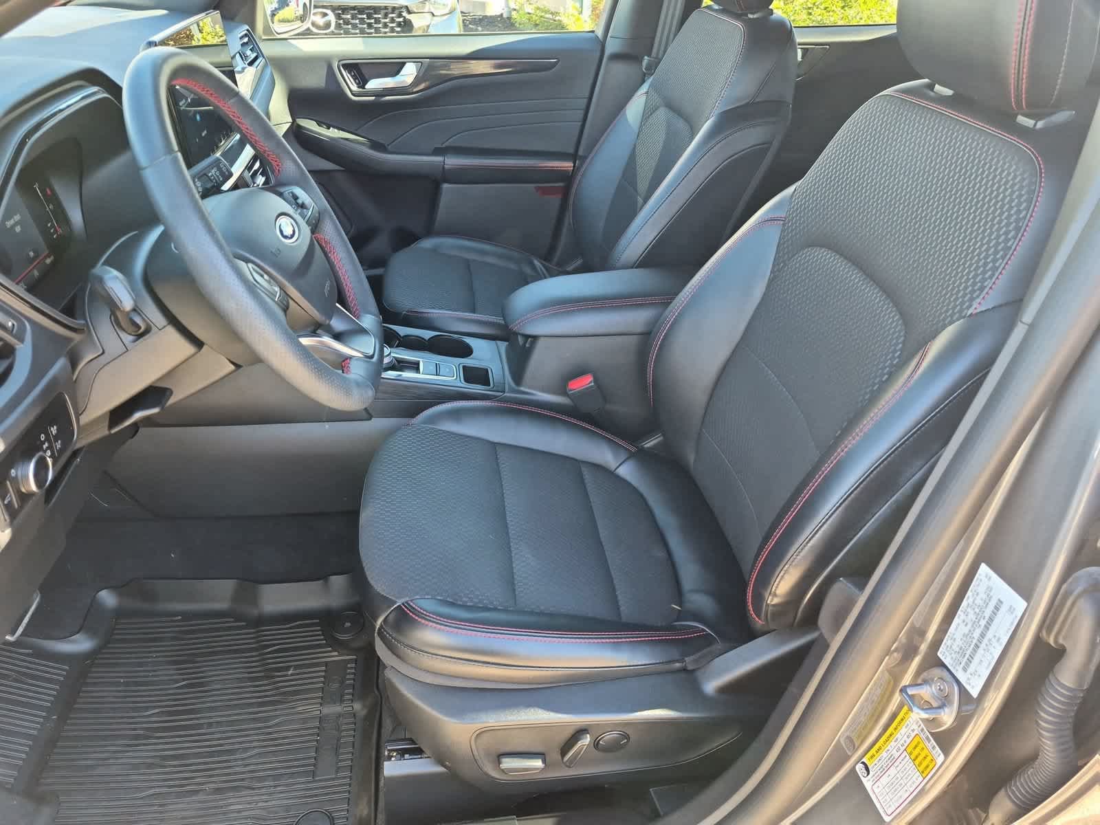Certified 2023 Ford Escape ST-Line w/ Tech Pack #1 AWD/4WD image 16
