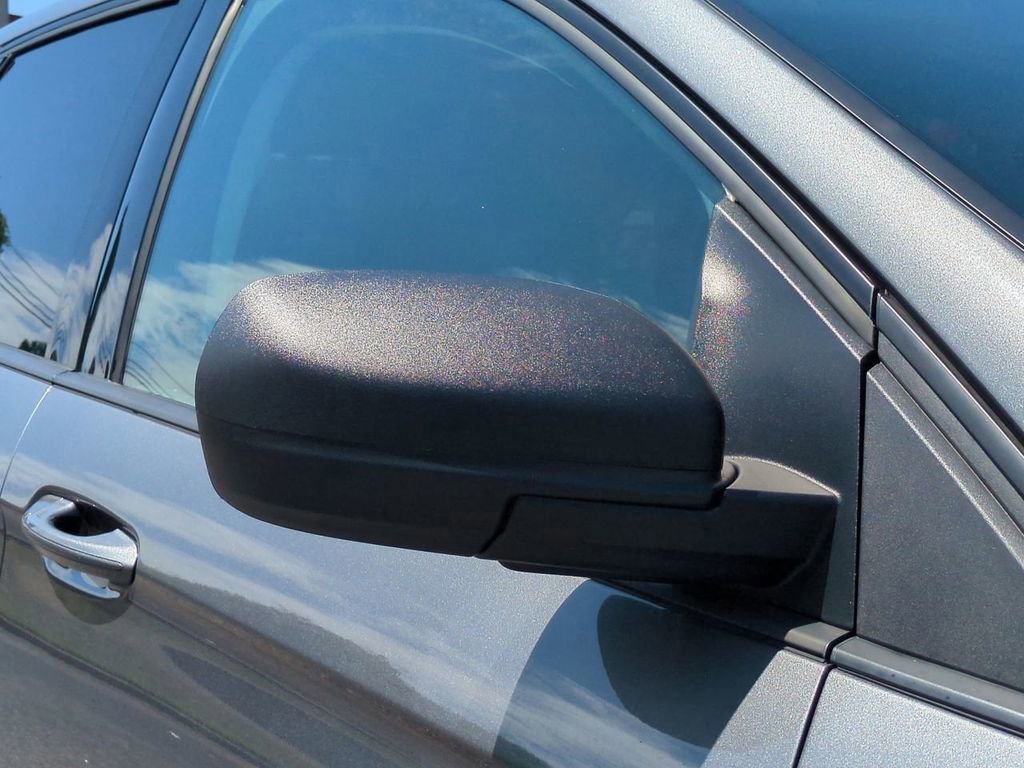 Certified 2024 Ford Edge SE image 11