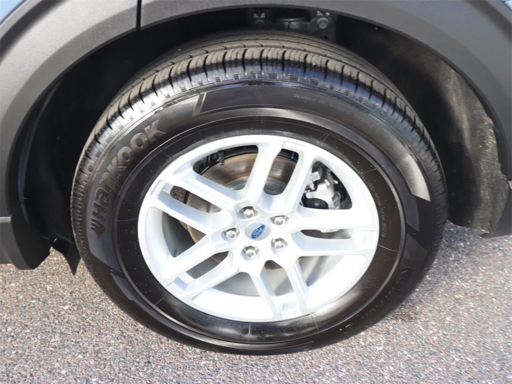 Certified 2025 Ford Explorer Active image 22