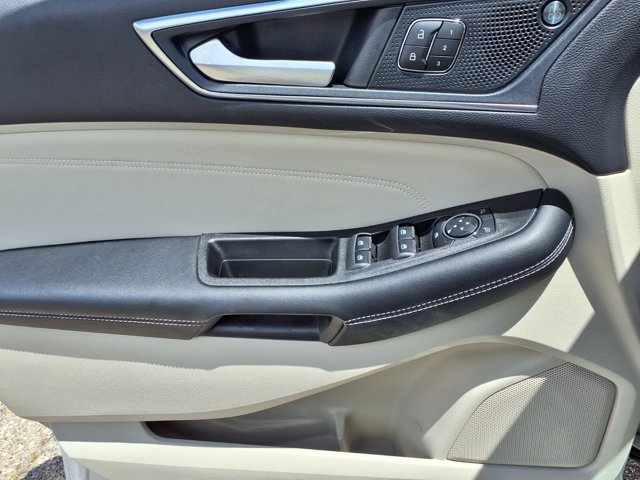 Certified 2024 Ford Edge Titanium AWD/4WD image 19