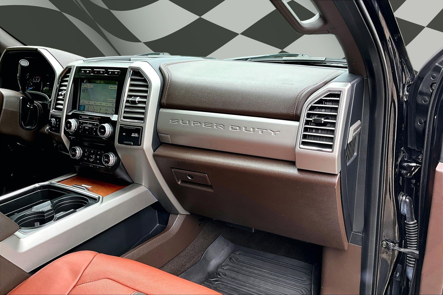 Certified 2018 Ford F250 King Ranch w/ King Ranch Ultimate Package AWD/4WD image 15