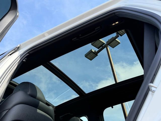 Used 2023 BMW X5 xDrive40i AWD/4WD image 19