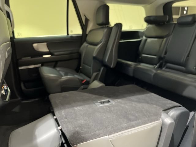 Certified 2025 Ford Expedition Active AWD/4WD image 25