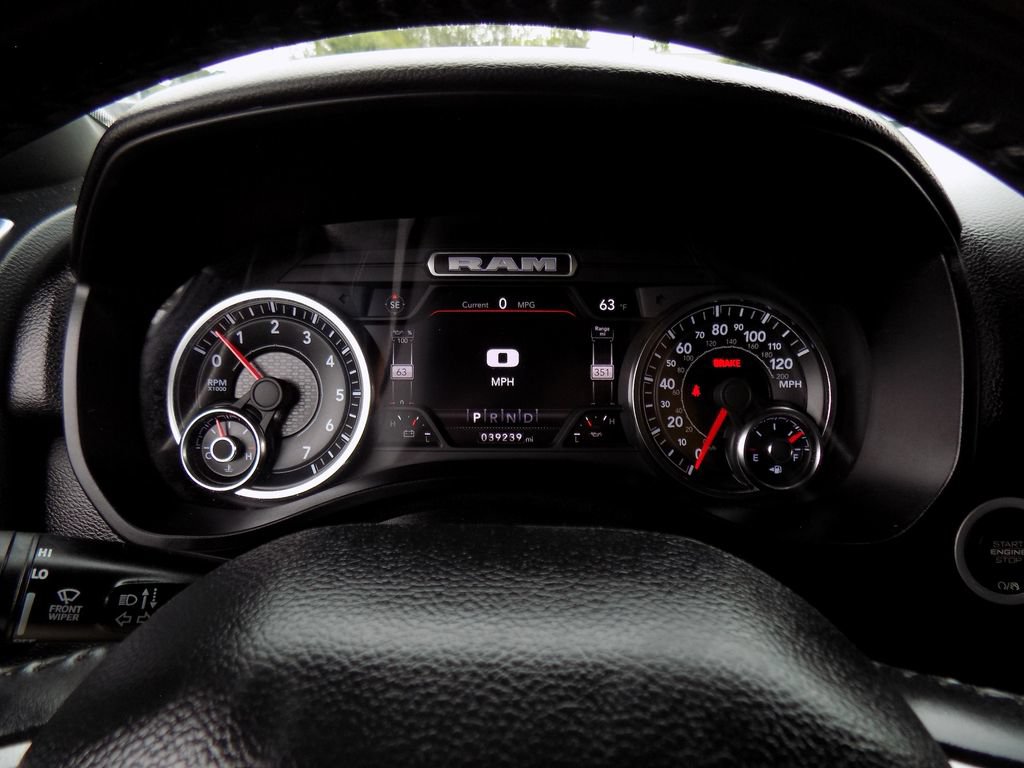 Used 2022 RAM 1500 Big Horn AWD/4WD image 18