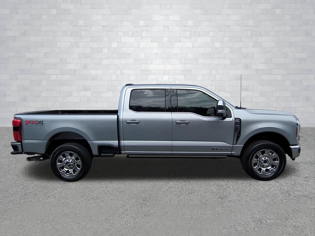 Certified 2024 Ford F250 Lariat w/ Lariat Ultimate Package AWD/4WD image 3