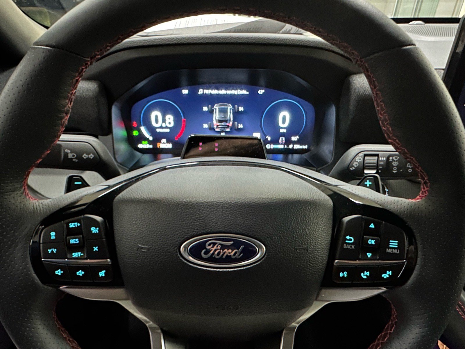 Certified 2025 Ford Explorer ST RWD image 34