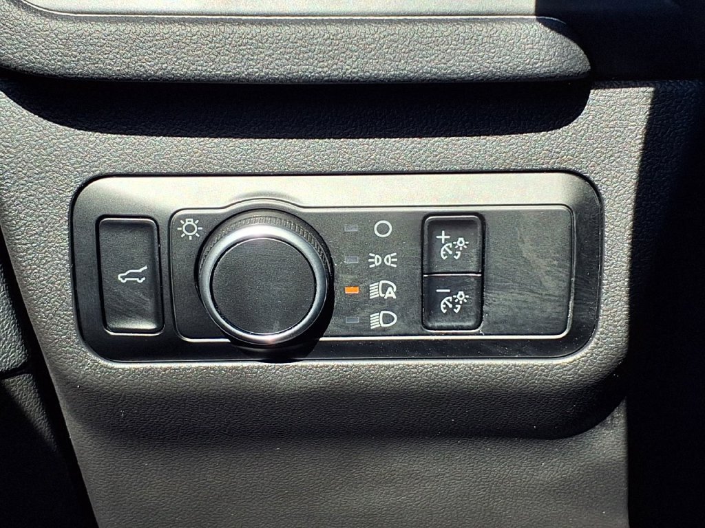 Certified 2024 Ford Escape Active AWD/4WD image 23