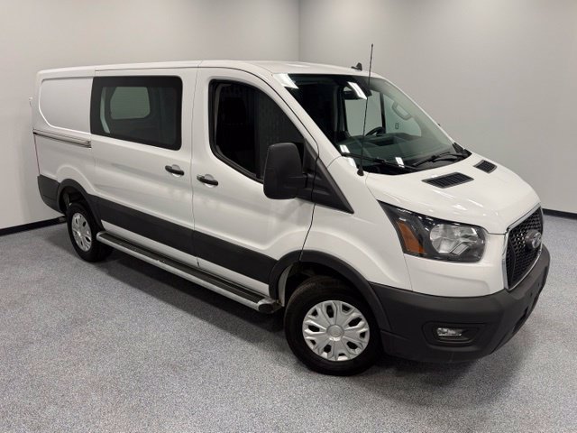 Certified 2025 Ford Transit 250 Low Roof w/ Exterior Upgrade Package RWD image 33