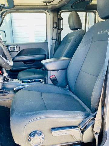 Used 2019 Jeep Wrangler Unlimited Sahara w/ Uconnect 4C Nav & Sound Group AWD/4WD image 9