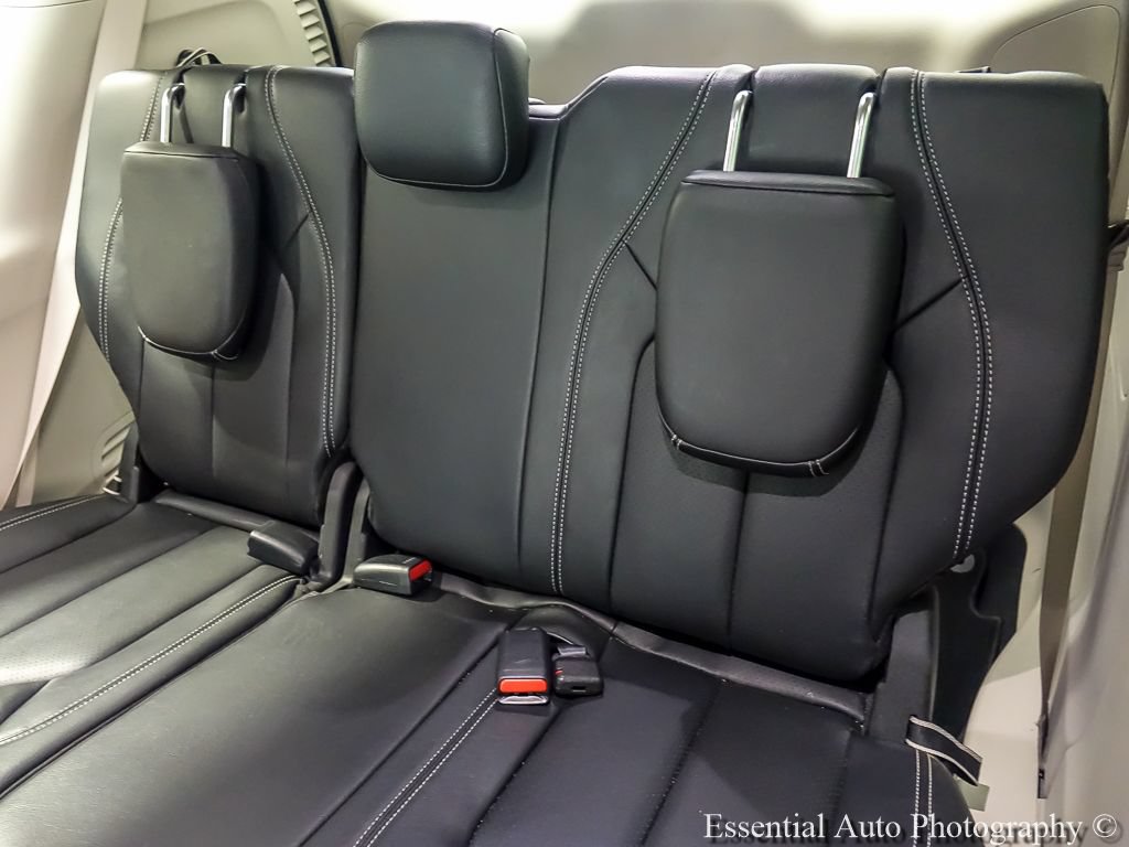 Used 2022 Chrysler Pacifica Touring-L FWD image 12
