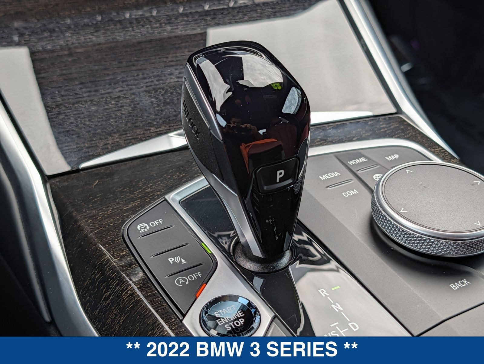 Used 2022 BMW 330i xDrive Sedan w/ Premium Package 2 AWD/4WD image 34