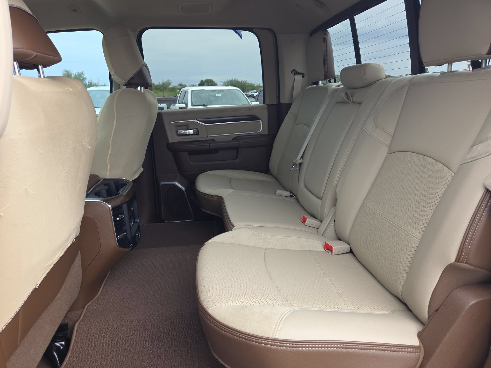 Used 2022 RAM 2500 Laramie AWD/4WD image 24