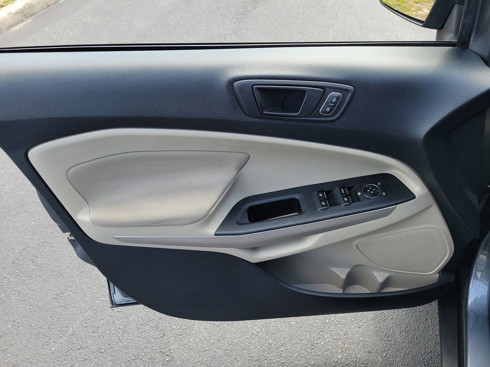 Certified 2020 Ford EcoSport S FWD image 13