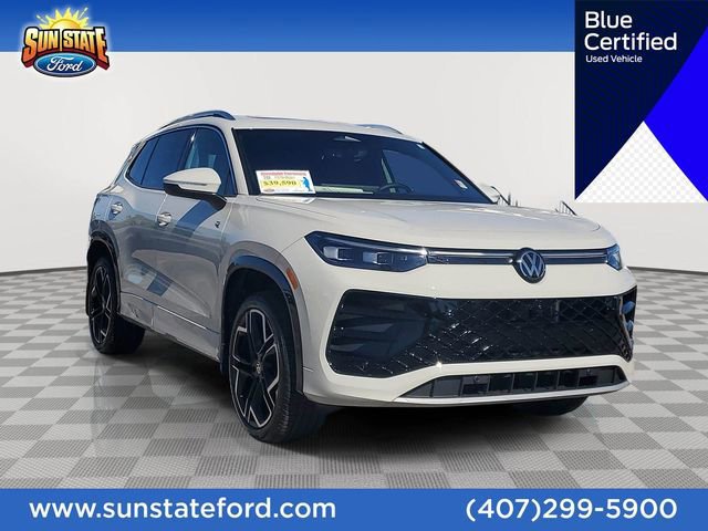 Used 2025 Volkswagen Tiguan SEL R-Line image 1