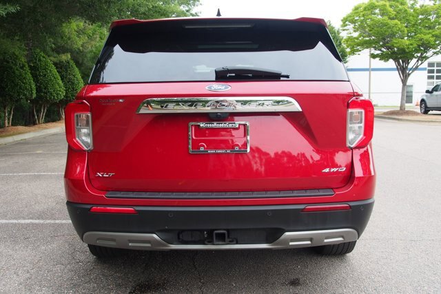Certified 2024 Ford Explorer XLT w/ Equipment Group 202A AWD/4WD image 6