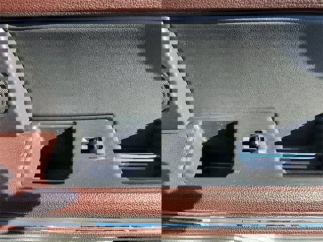 Certified 2022 Ford Expedition Limited image 32