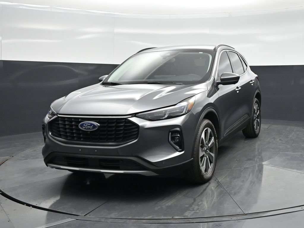 Certified 2023 Ford Escape Platinum AWD/4WD image 57
