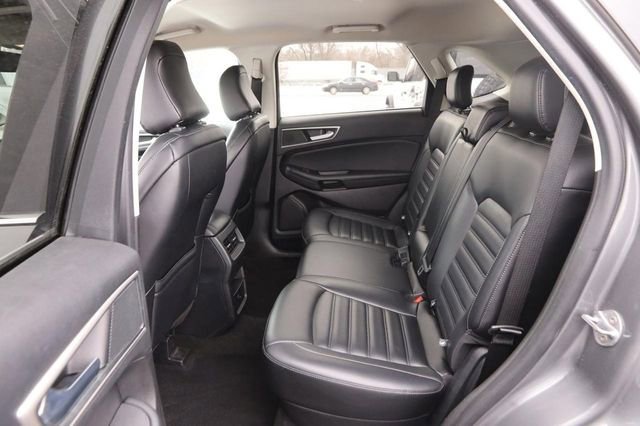 Certified 2024 Ford Edge SEL image 9