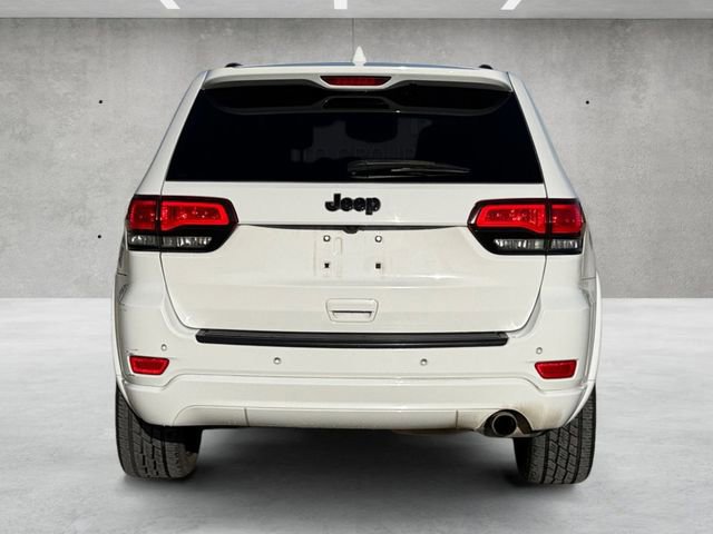 Used 2020 Jeep Grand Cherokee Altitude image 4