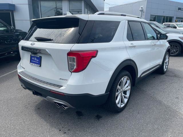 Certified 2023 Ford Explorer Platinum w/ Technology Package AWD/4WD image 3