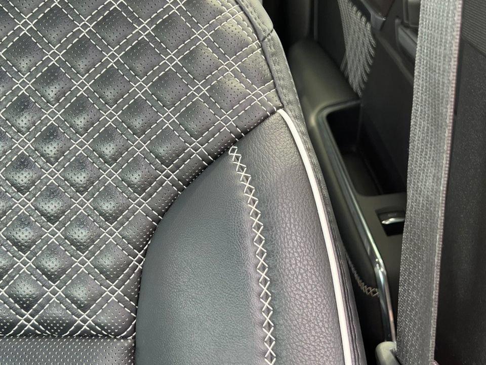 Used 2024 GMC Acadia Denali w/ LPO, Floor Liner Package AWD/4WD image 12