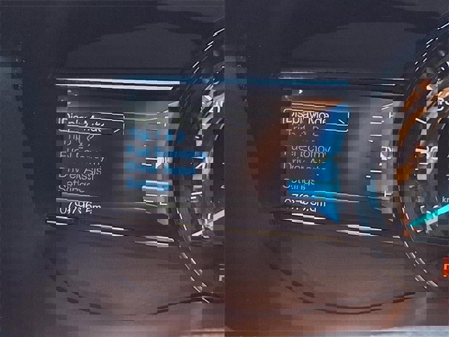 Certified 2017 Ford Explorer XLT w/ Equipment Group 202A image 21