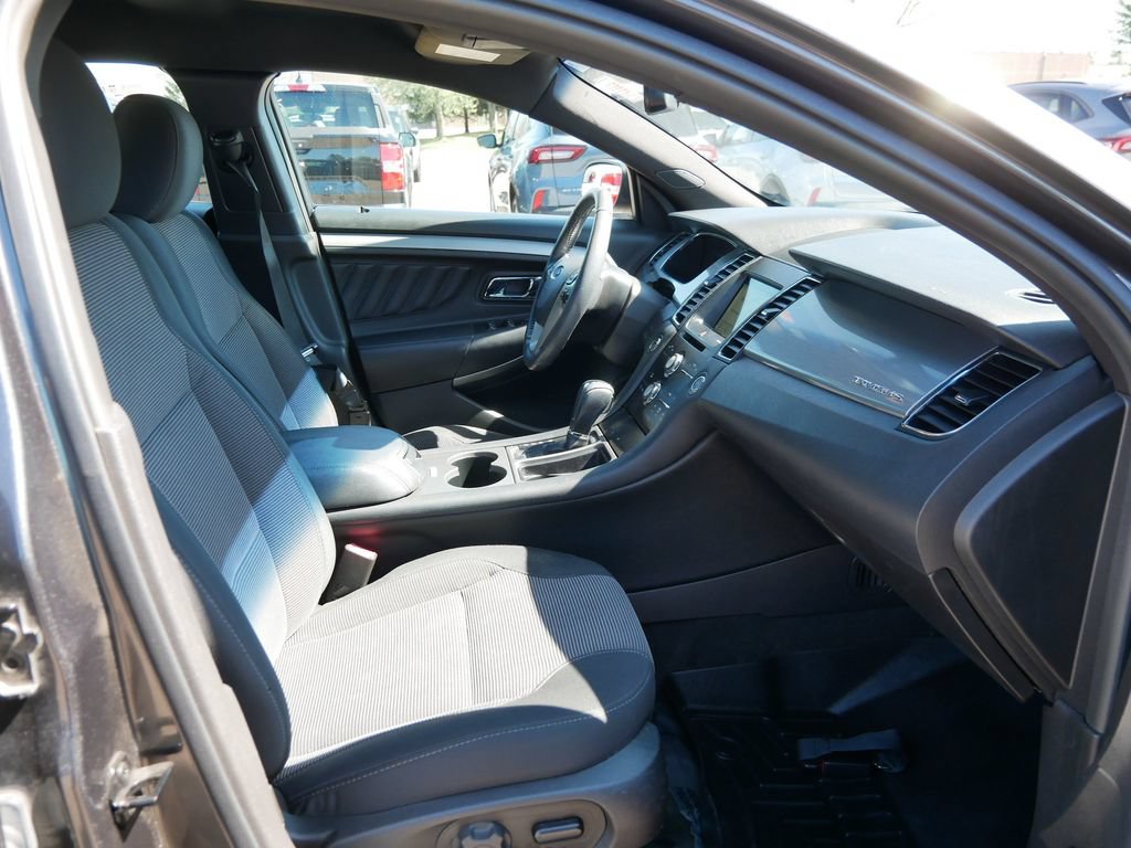 Certified 2018 Ford Taurus SEL w/ Equipment Group 201A FWD image 13