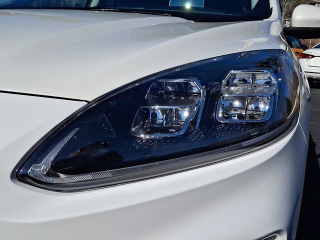 Certified 2022 Ford Escape Titanium w/ Titanium Elite Package image 9