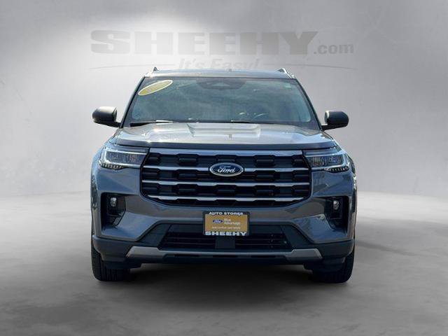 Certified 2025 Ford Explorer Active w/ Active Comfort Package AWD/4WD image 18