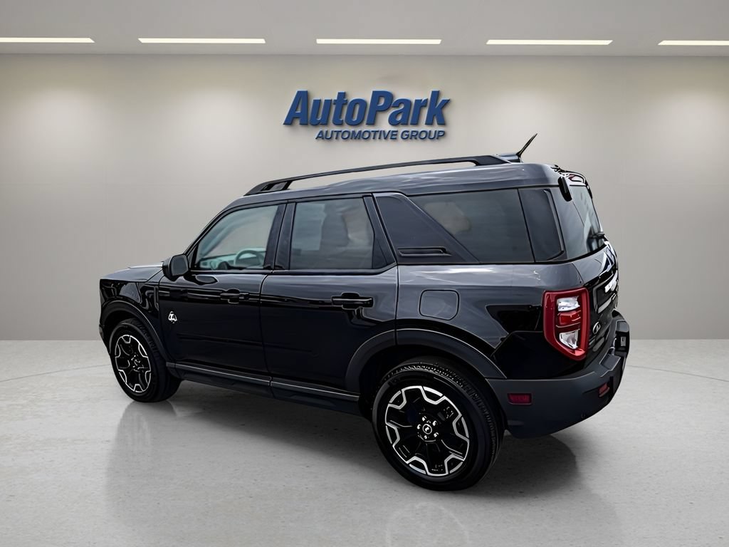Certified 2025 Ford Bronco Sport Outer Banks w/ Outer Banks Tech Package+ AWD/4WD image 5