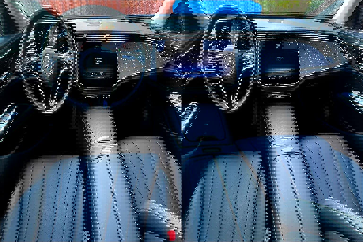 Used 2025 Mercedes-Benz E 350 Sedan w/ Winter Package image 14