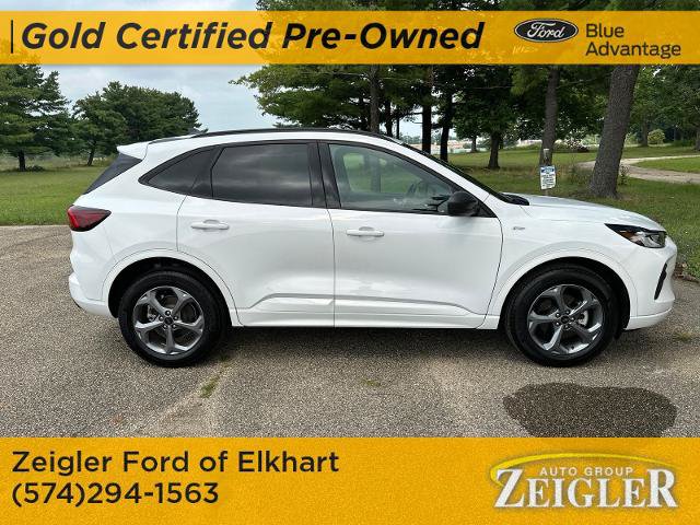 Certified 2023 Ford Escape ST-Line w/ Tech Pack #1 AWD/4WD image 9