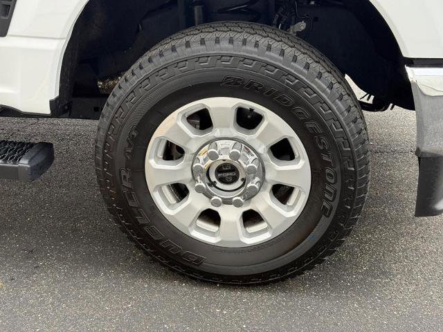 Certified 2024 Ford F350 XLT w/ FX4 Off-Road Package AWD/4WD image 7