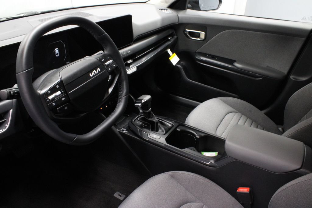 Used 2025 Kia K4 EX FWD image 22