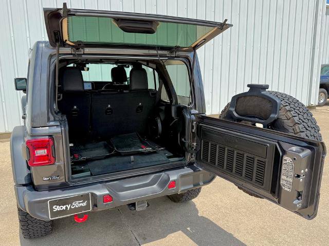 Used 2025 Jeep Wrangler Unlimited Rubicon w/ Safety Group AWD/4WD image 16
