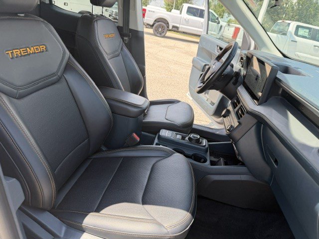 Certified 2025 Ford Maverick Tremor AWD/4WD image 37