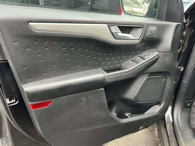 Certified 2020 Ford Escape SEL image 24