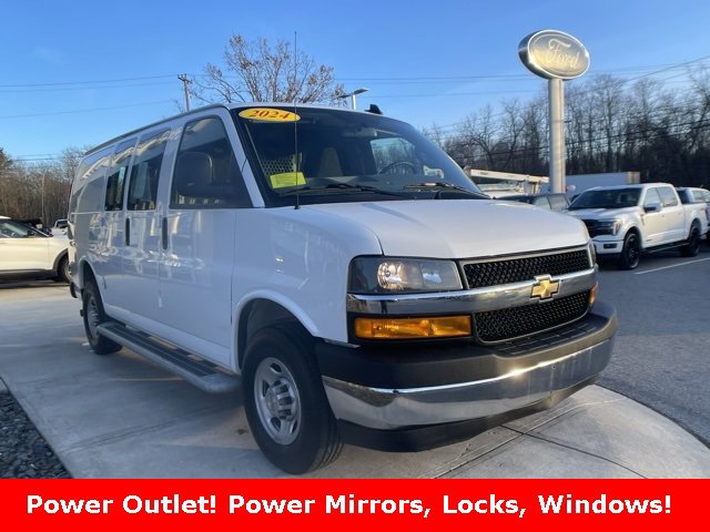 Used 2024 Chevrolet Express 2500 Work Van w/ Driver Convenience Package image 1