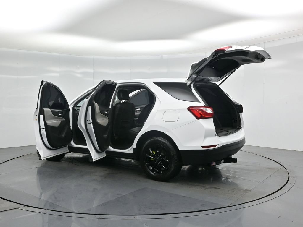 Used 2021 Chevrolet Equinox LS w/ LS Convenience Package image 34