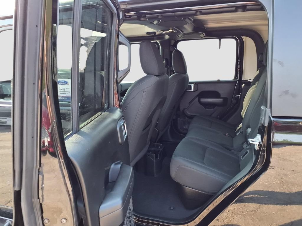 Used 2021 Jeep Gladiator Sport AWD/4WD image 29