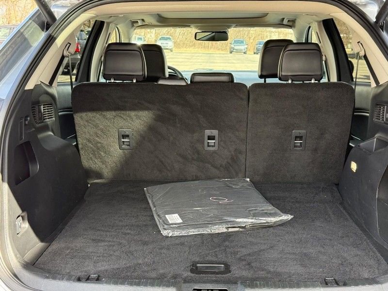 Certified 2024 Ford Edge SEL w/ Convenience Package image 7