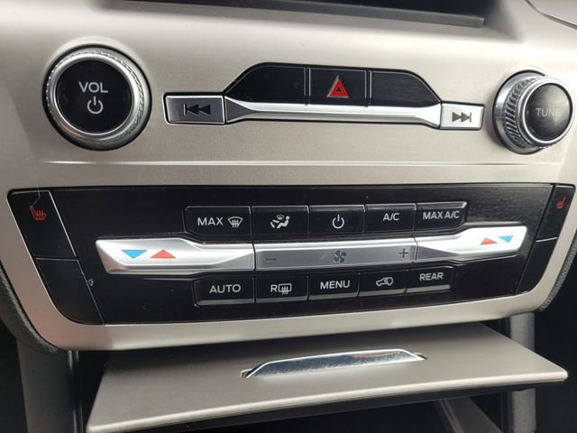 Certified 2022 Ford Explorer XLT image 23