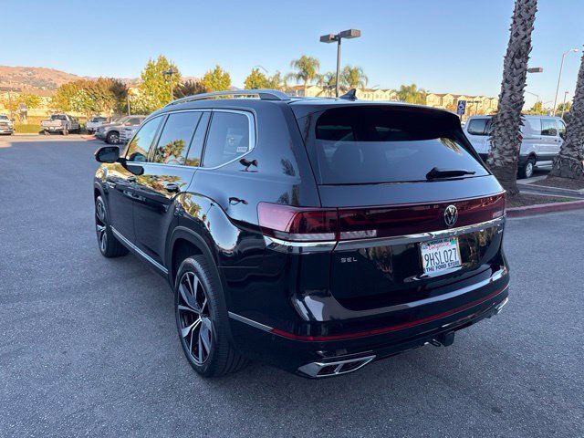 Used 2024 Volkswagen Atlas SEL Premium R-Line AWD/4WD image 8
