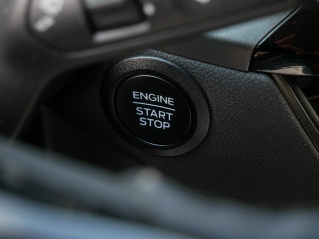Certified 2023 Ford Escape Active AWD/4WD image 20